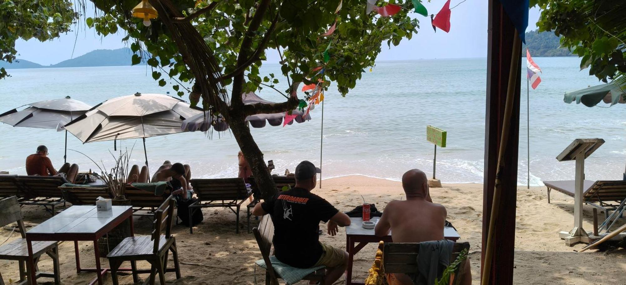 Yuyu Golden Beach Koh Chang Bagian luar foto