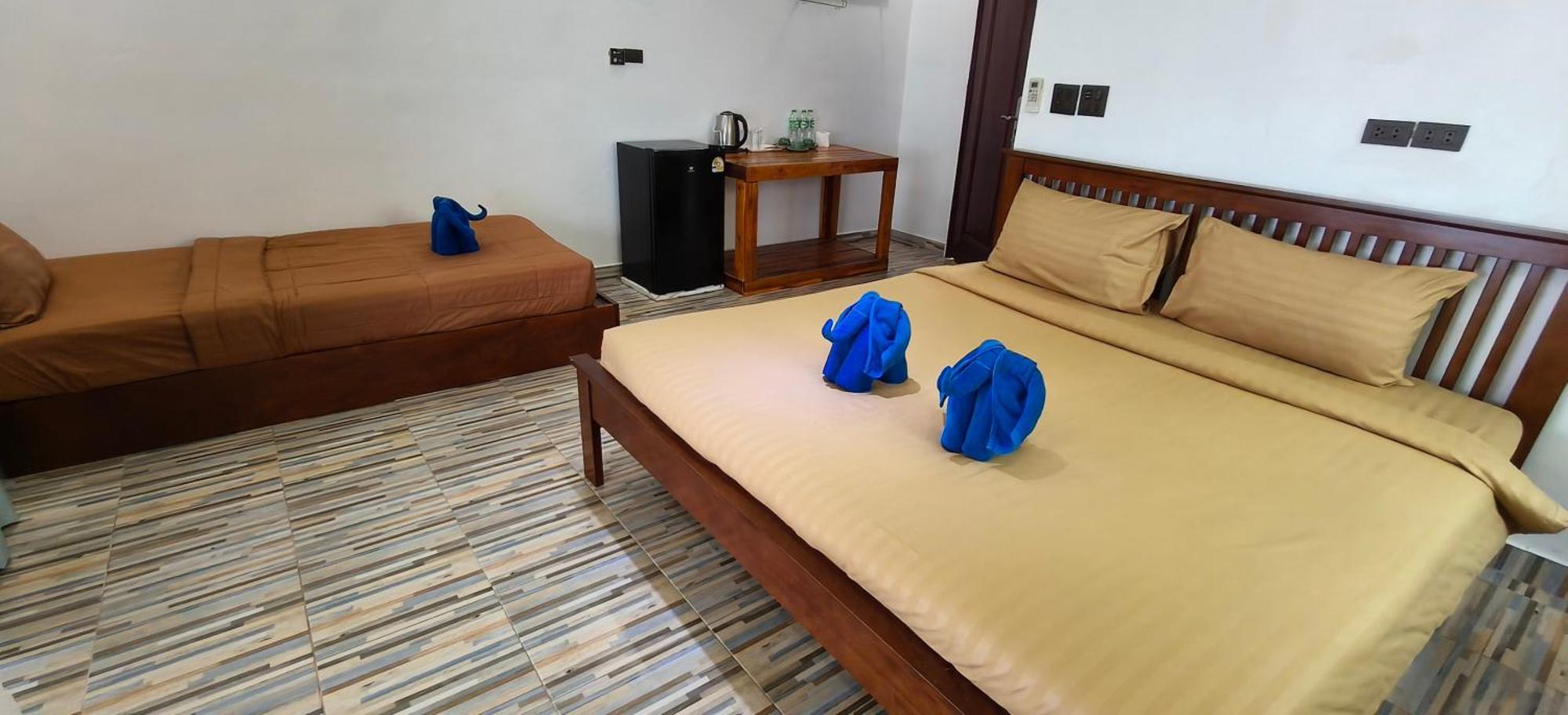 Yuyu Golden Beach Koh Chang Bagian luar foto