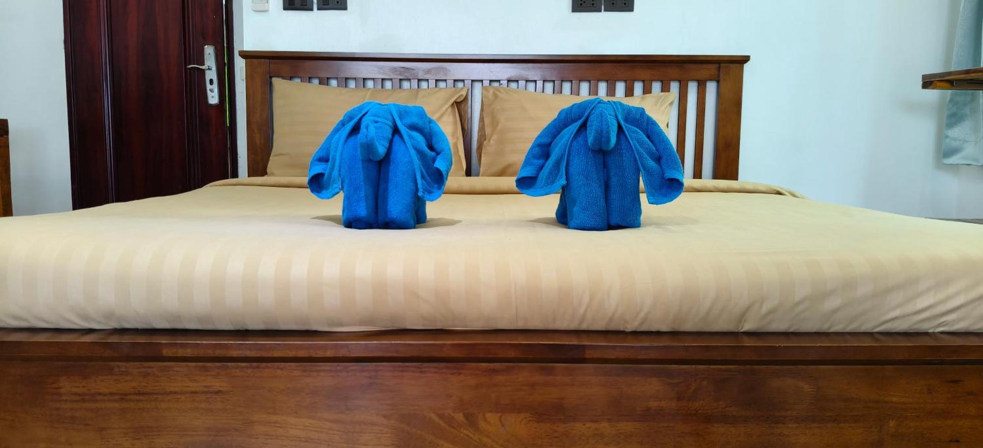 Yuyu Golden Beach Koh Chang Bagian luar foto
