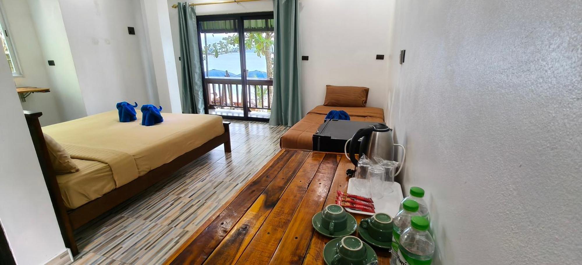 Yuyu Golden Beach Koh Chang Bagian luar foto