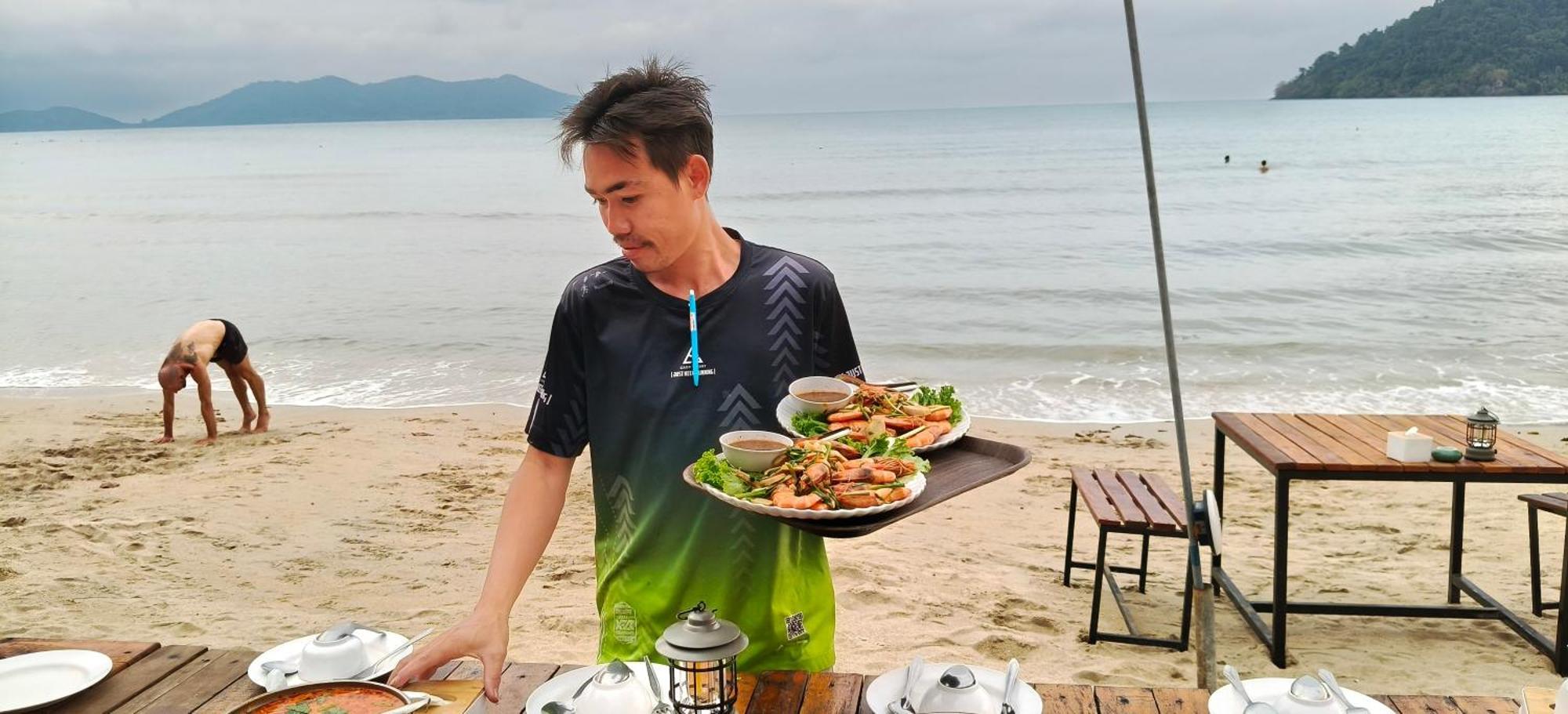 Yuyu Golden Beach Koh Chang Bagian luar foto