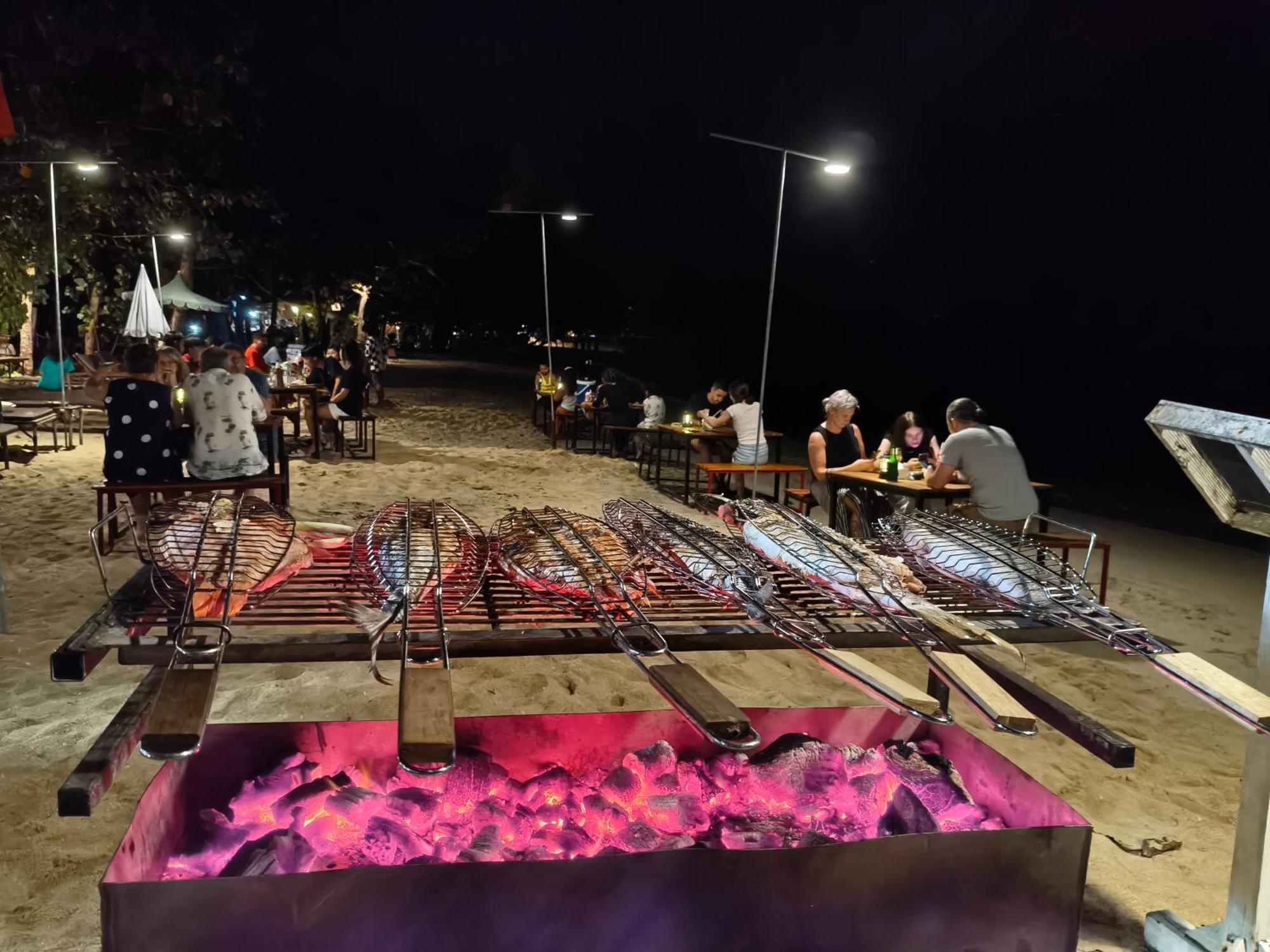 Yuyu Golden Beach Koh Chang Bagian luar foto