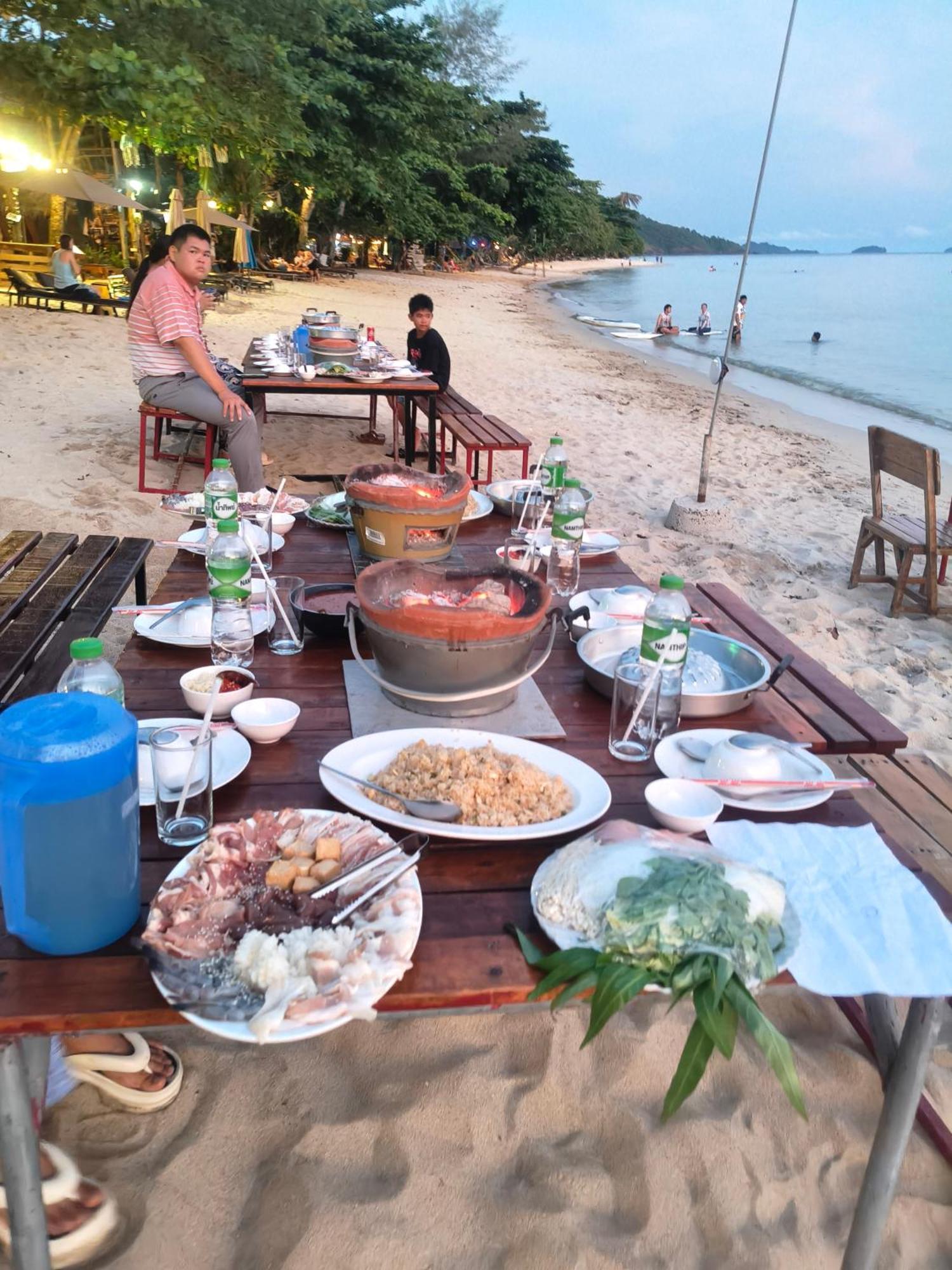 Yuyu Golden Beach Koh Chang Bagian luar foto